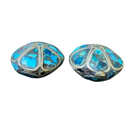 1" x .75" Vintage Sterling Silver Indian Clip-On Earrings With Crushed Turquoise - Picture 2 of 8